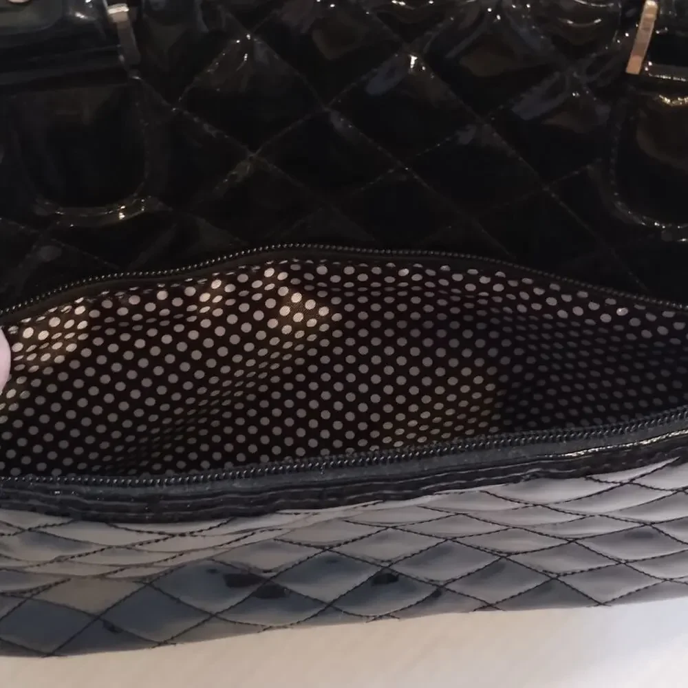 Caboodle Black PU Quilted Patent Puffer Makeup Storage Vacation Bag Satchel